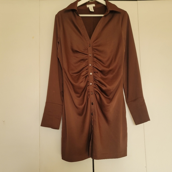 H&M Long Sleeve Button Down Ruched Bodycon Mini Dress Size Medium Brown - Picture 2 of 11